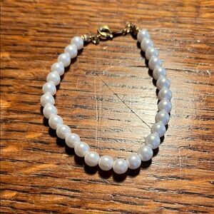 Pearl Bead Bracelet with Gold-Tone Clasp - White